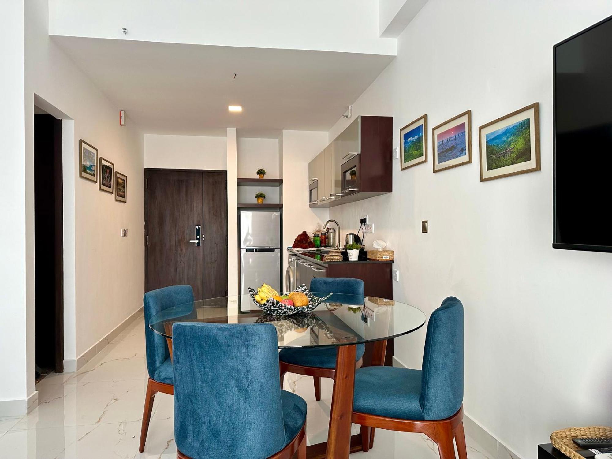 Ocean Breeze Hotel Residencies Britlanka Apartments 尼甘布 外观 照片