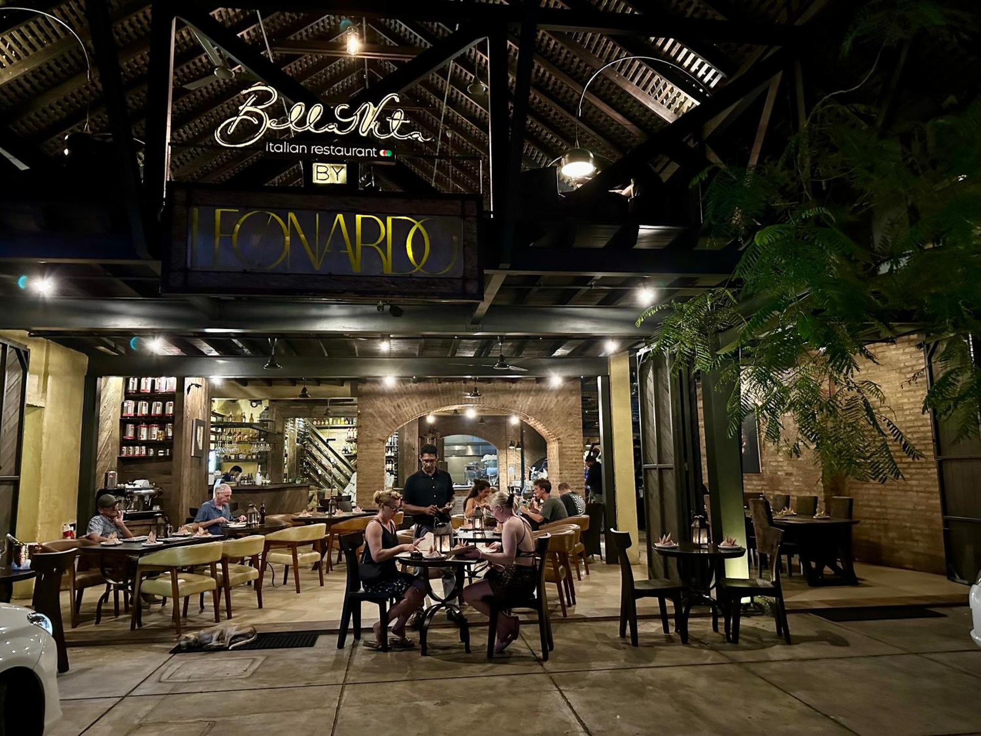 Ocean Breeze Hotel Residencies Britlanka Apartments 尼甘布 外观 照片